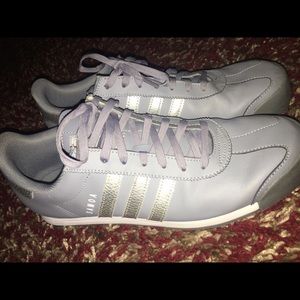 Size 11.5 adidas Samoa